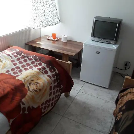 Rozsavirag Vendeghaz